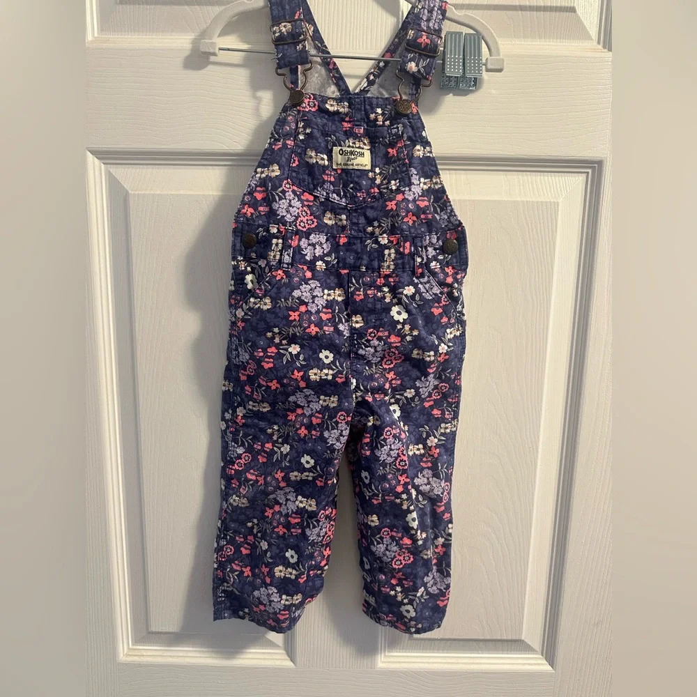 Oshkosh b’gosh flowered overvalls